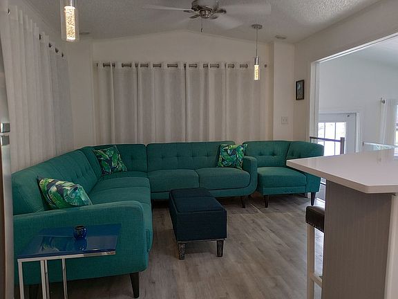 nice size living room