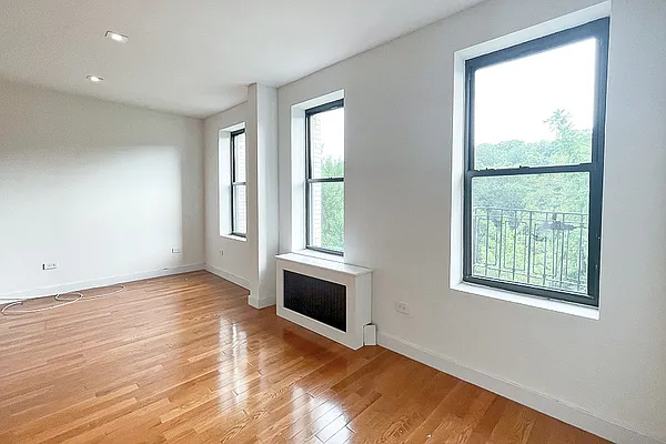 Rented by Corcoran | media 17