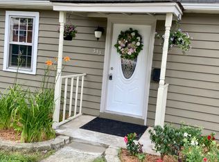 353 W Johnson St, Palatine, IL