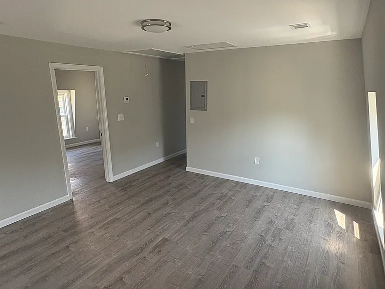 46 Linden St #3 — Photo 14