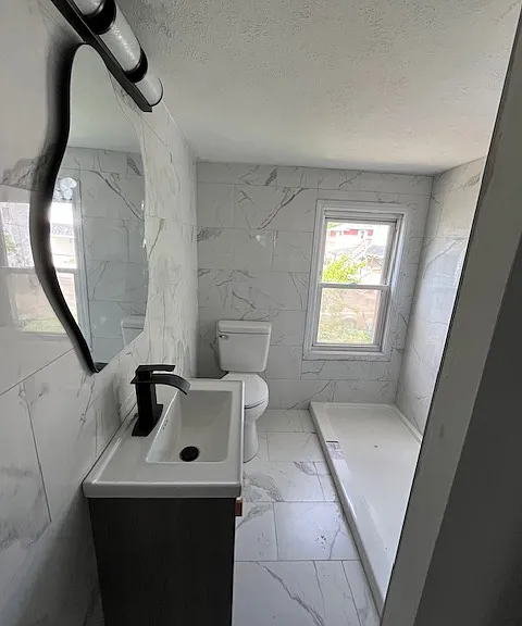 613 Jones St #1 — Photo 7