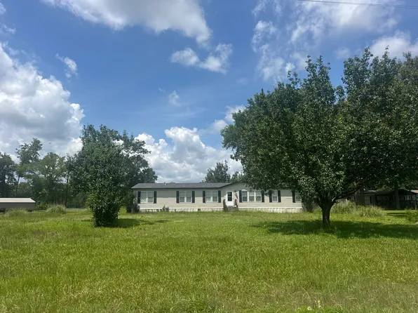 7798 Hyacinth Dr, Keithville, LA 71047