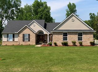 5460 Shepper Rd, Stockbridge, MI 49285