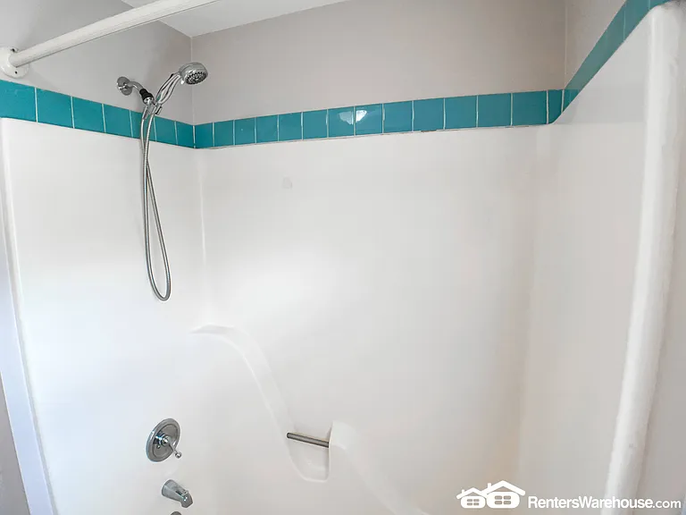 422 Reading Ave — Photo 23