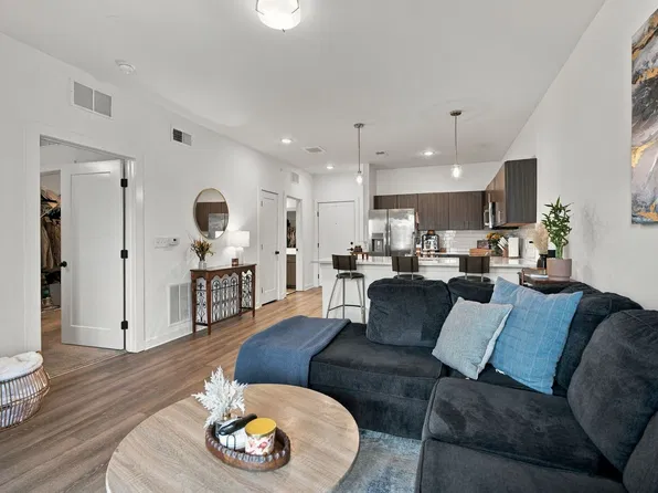 1540 Lebanon Pike #405, Nashville, TN 37210