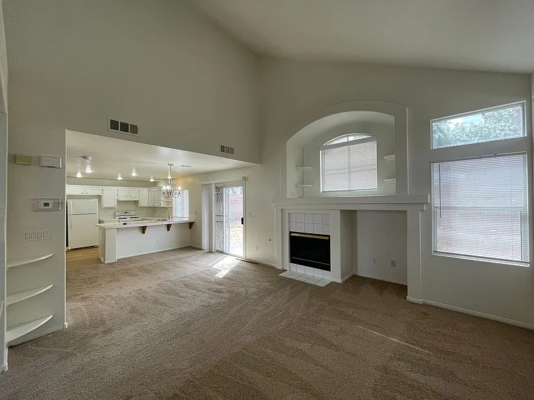 1517 Cross Country St — Photo 9