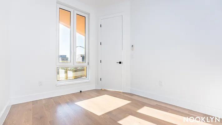 Rented by Nooklyn NYC LLC | media 4