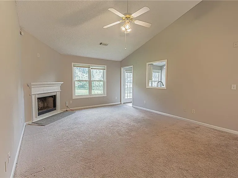 2743 Sam Calvin Dr — Photo 8