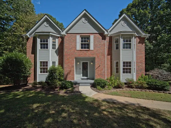 2009 Rock Bluff Rd, Hixson, TN 37343