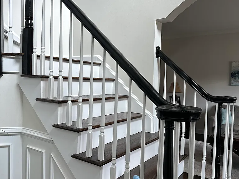209 Samuel Ct #1 — Photo 5