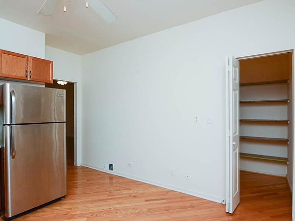 5th image of 3036 N Clybourn Ave #1