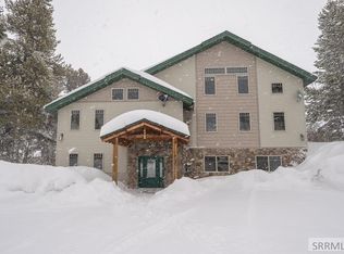 4121 Quakie Ln, Island Park, ID 83429