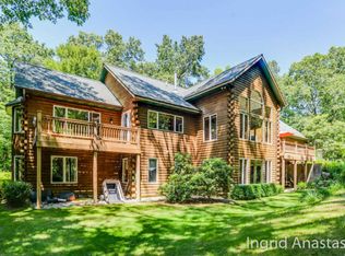 6470 Bridlewood Ct NE, Ada, MI 49301