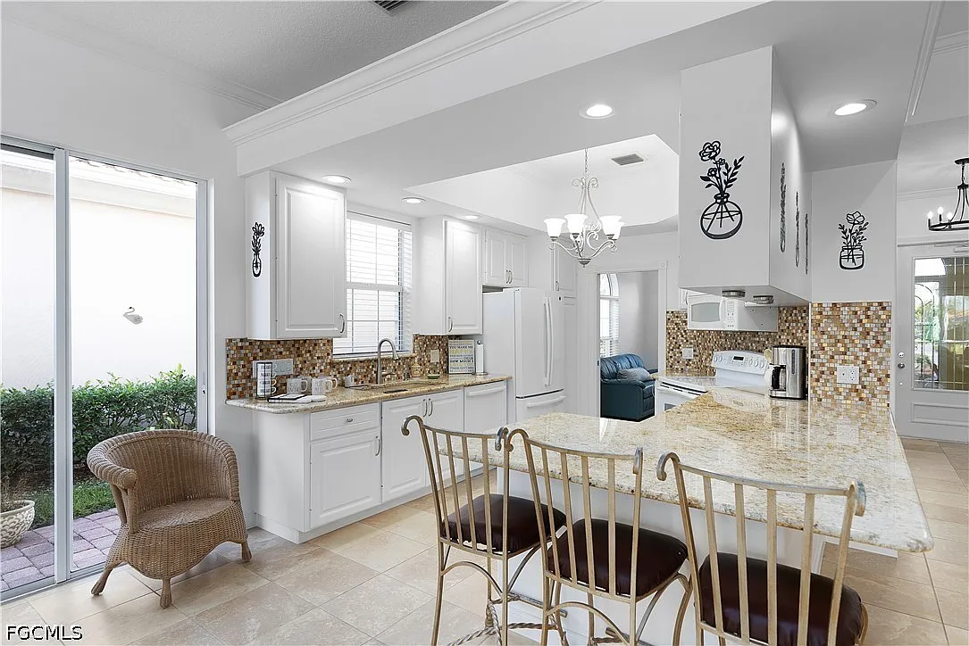3 bed, 2.5 bath, 2181 sqft, $3,950 — Photo 4
