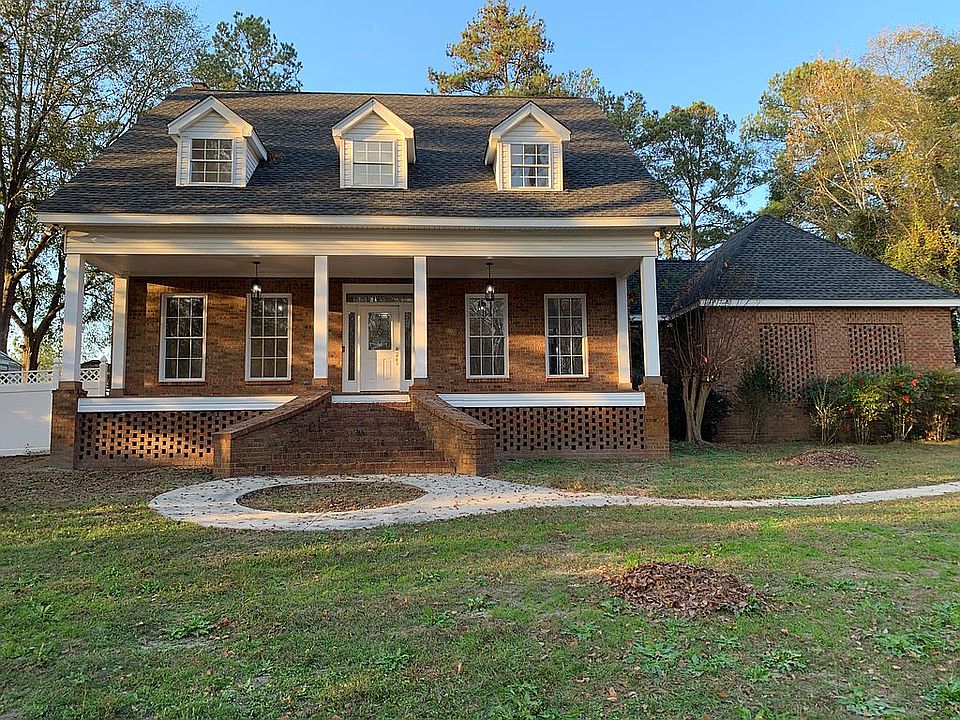 1st image of 654 Fairview Dr