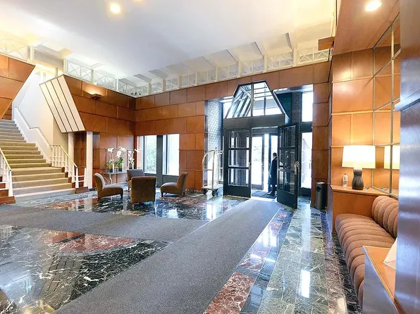 188 East 64th Street image 13 of 14