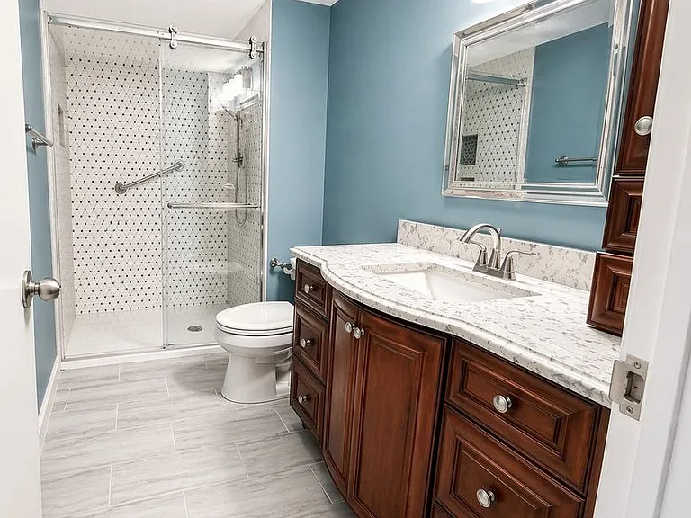 370 NW 76th Ave #202 — Photo 9