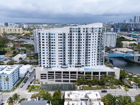 10 SW South River Dr, Miami, FL