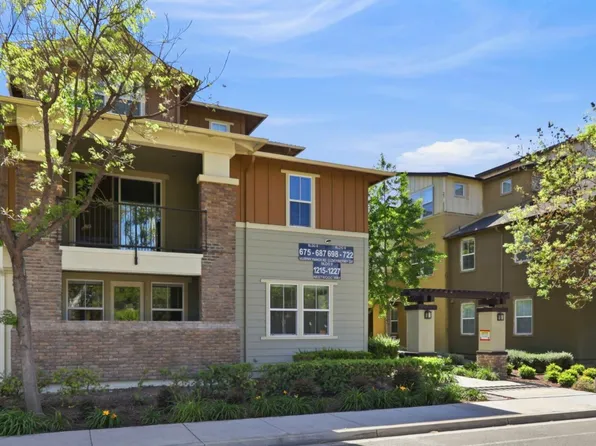 702 Elderberry Dr, Milpitas, CA 95035