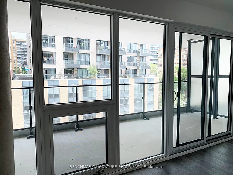 77 Shuter St #513 — Photo 4