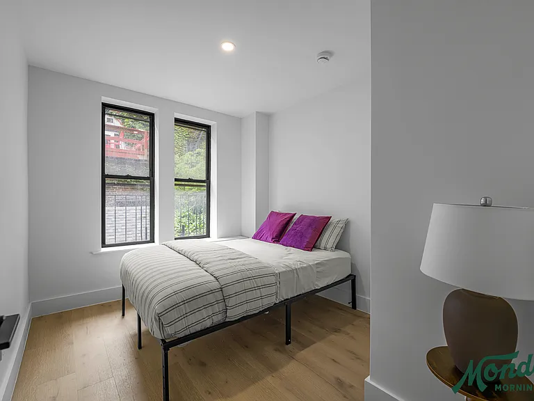 236 W 15th St #26 — Photo 5