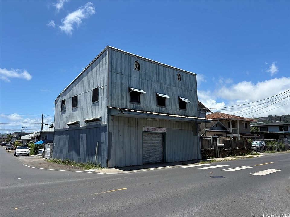 1st image of 1104 Palama St