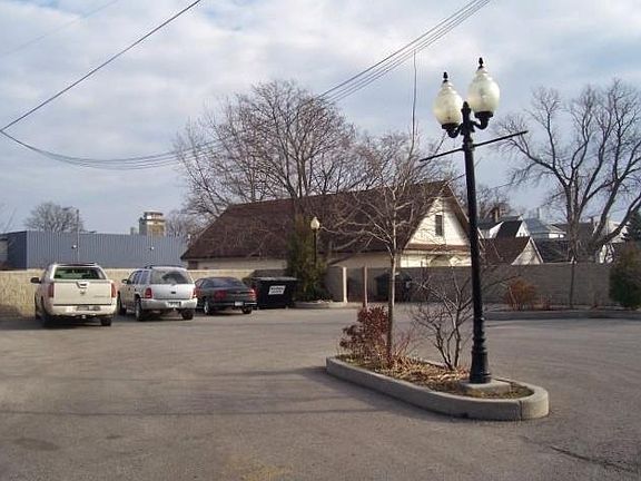 3rd image of 420 N Second Ave