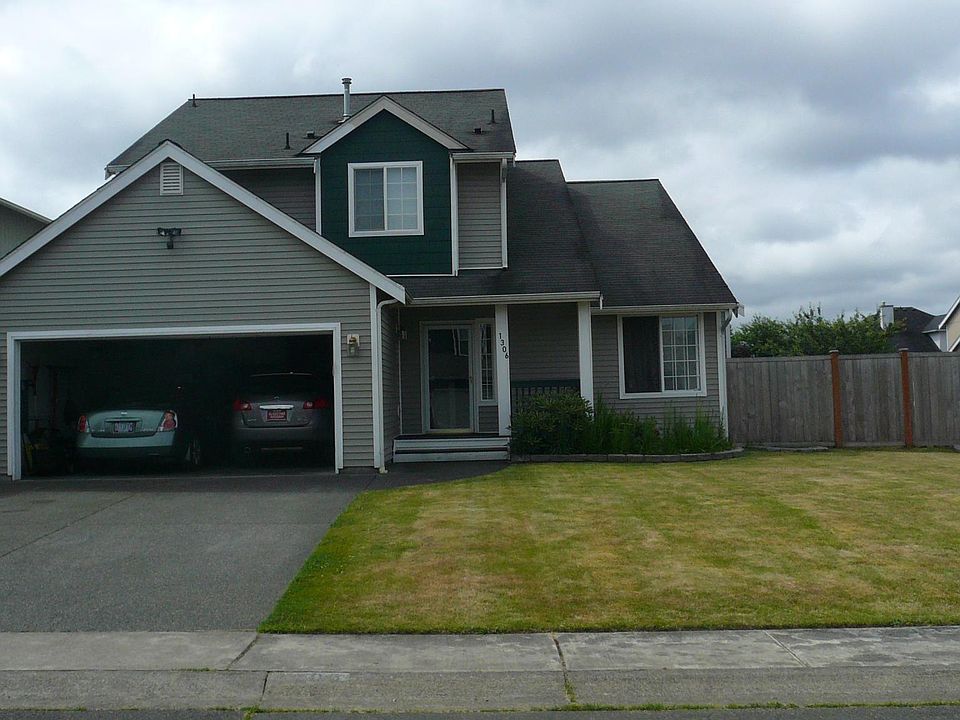 1st image of 1306 202nd St E
