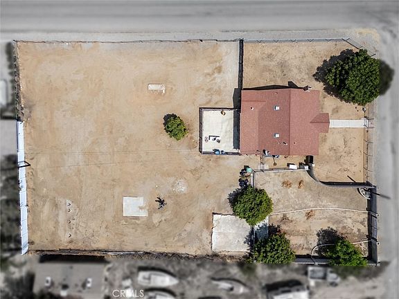 5th image of 19482 Ray Ave
