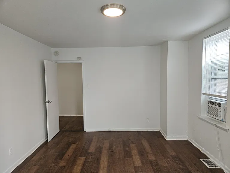 1332 Wagner Ave #C — Photo 6