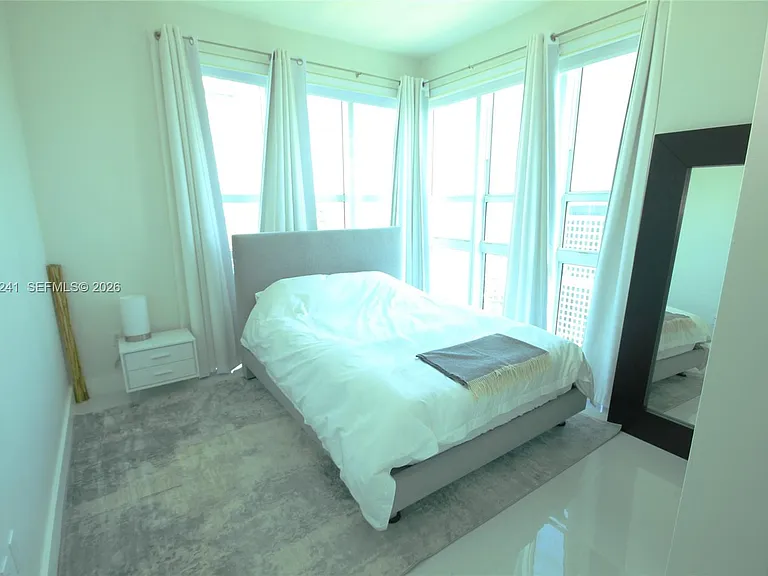 950 Brickell Bay Dr #5000 — Photo 26