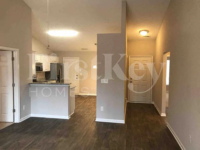 2024 Summit Ridge Ln — Photo 8