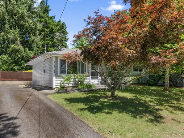 16822 SE Gordon St, Milwaukie, OR 97267