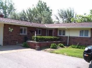 23 Lakeview Dr, Napoleon, OH 43545
