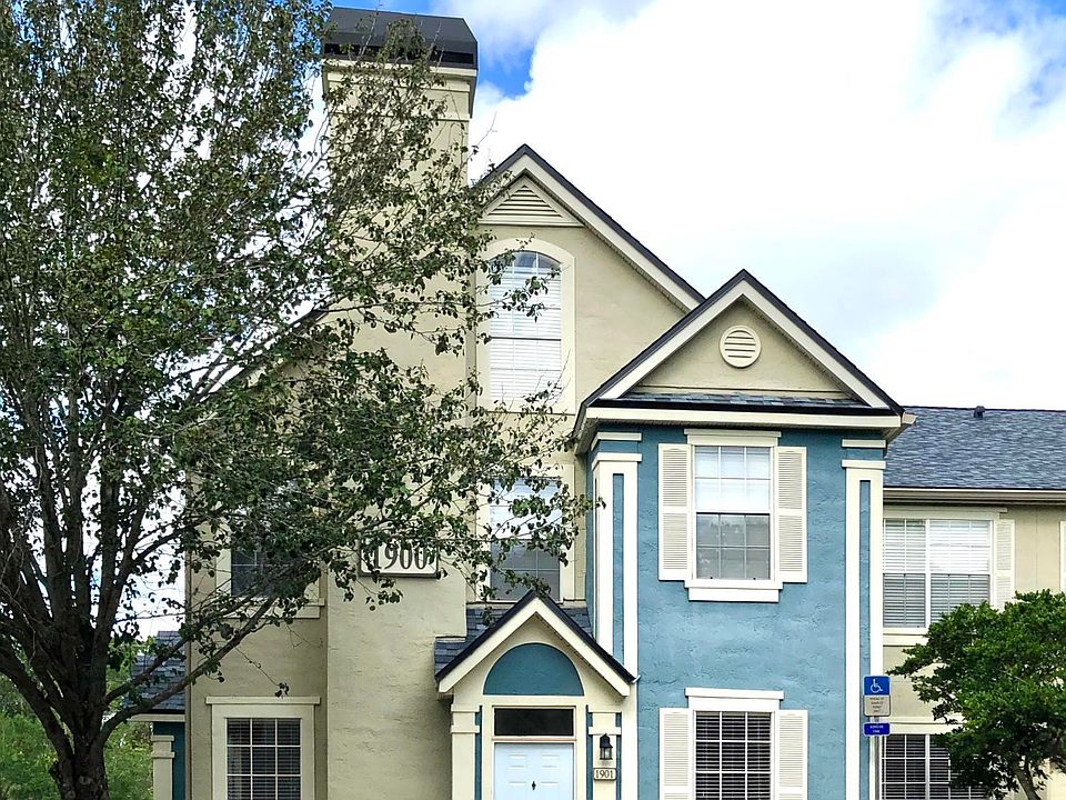1st image of 13703 RICHMOND PARK Drive N #1901