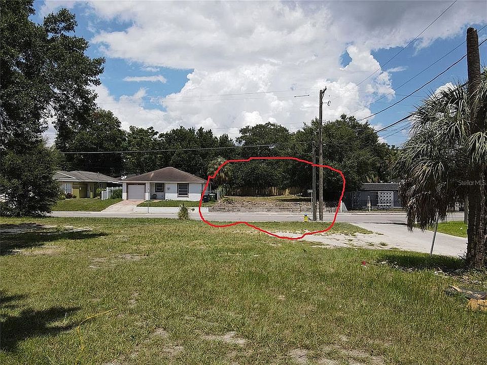 1st image of 2220 E Columbus Dr