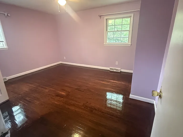 1006 McDowell Dr — Photo 9