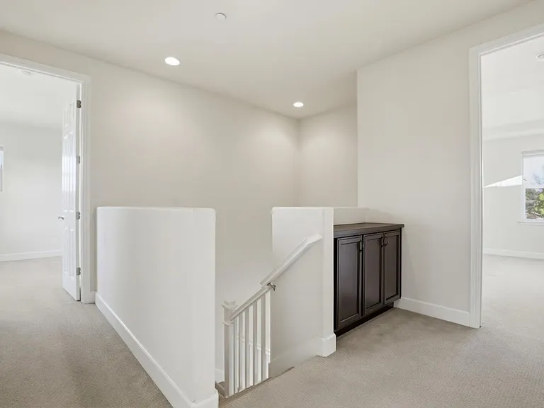 2582 Minuet Dr — Photo 11