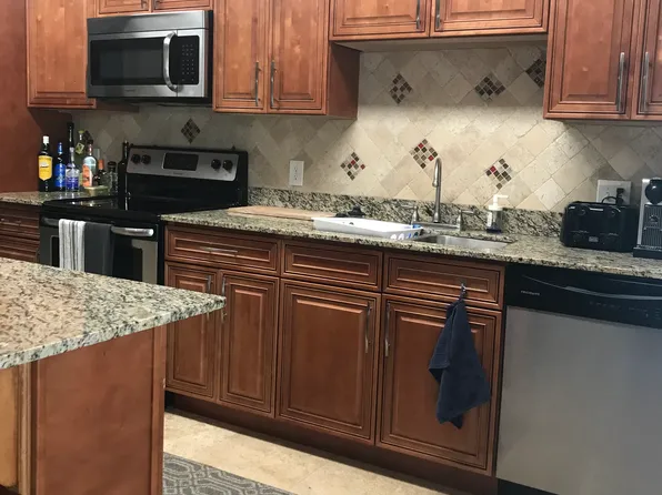 504 SE 19th St APT 2, Fort Lauderdale, FL 33316