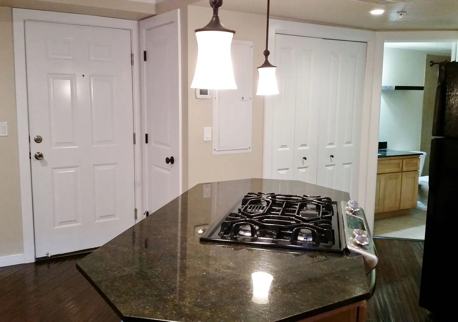Manor Apartments — Photo 2