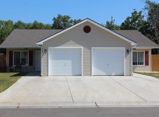 245 S Queen Cir, Maize, KS 67101