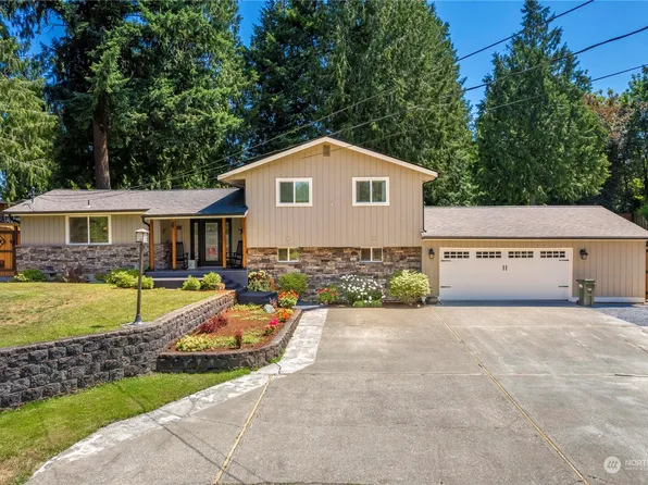 12407 66th Avenue Ct E, Puyallup, WA 98373