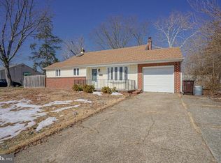 830 Drexel Ave, Delran, NJ 08075