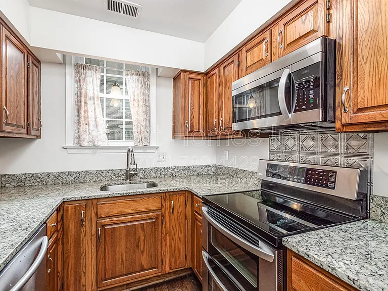 449 Old Town Ct — Photo 11