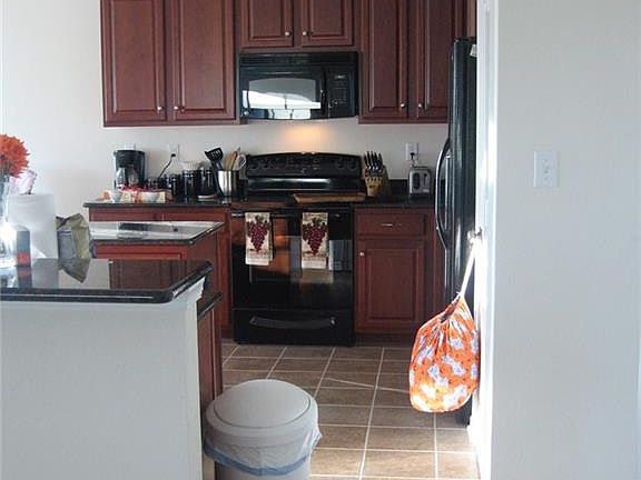2nd image of 1070 Snead Dr