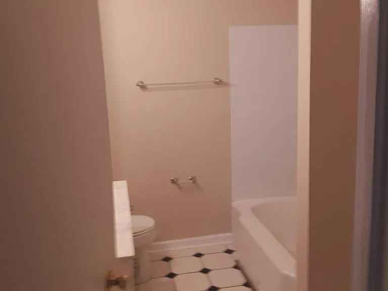805 N Central Ave — Photo 7