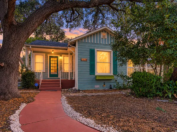 2141 W Magnolia Avenue, San Antonio, TX 78201