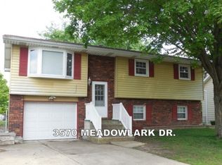 3570 Meadowlark Dr, Decatur, IL 62526