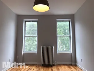 Rented by Mdrn Residential