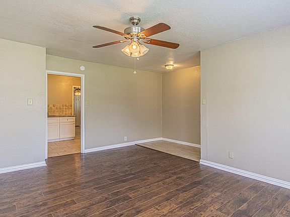5th image of 615 Bluebonnet Dr